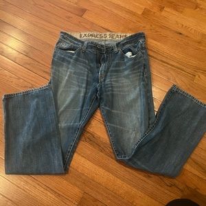 Men’s loose boot cut jeans